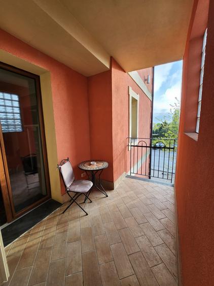 Apartament 3 camere 2 bai intrare Mamaia pe partea cu marea Mobilat utilat Lux