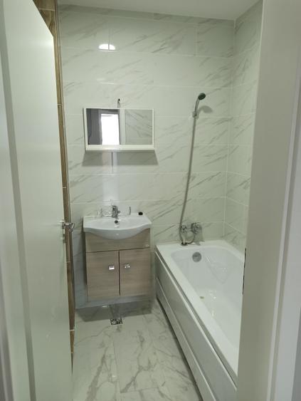 3camere-2bai, dec, terasa, parcare inclusa, 8-10min metrou Leonida/Berceni
