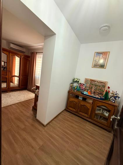 VILA MOBILATĂ/UTILATA , BRAILA ZONA CENTRALĂ, LA CHEIE