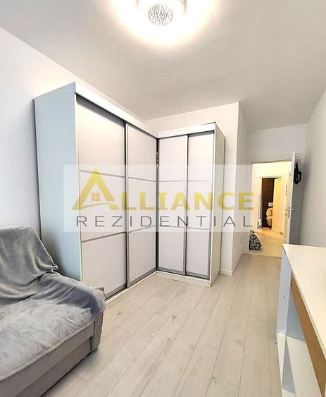 APARTAMENT 4 CAMERE DE VANZARE - CAVAR ODEI TOWER
