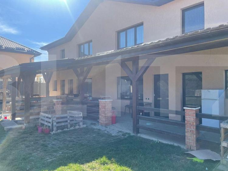 Casa cu 4 camere, 600 mp de teren, Campenesti
