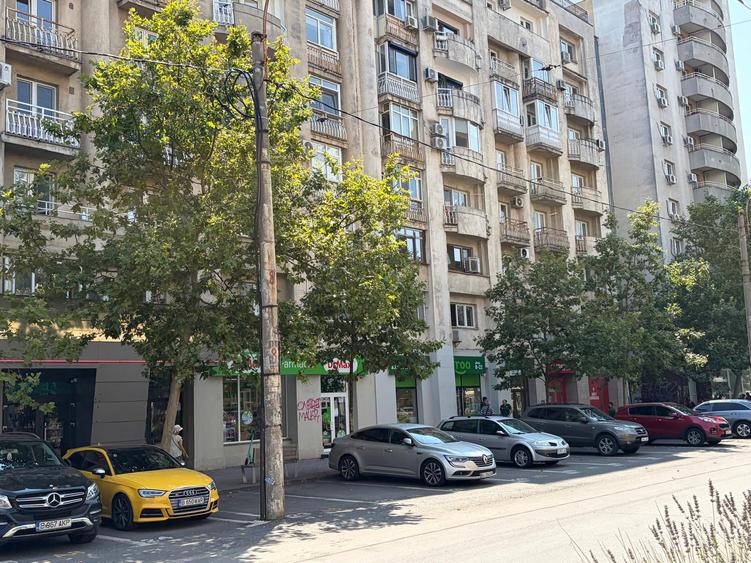 Spatiu Comercial 58mp,de vanzare cu chirias in locatie!
