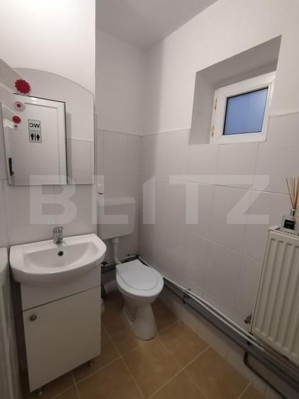 Spatiu comercial 3 camere decomandat Micro 4