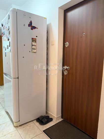 3 camere decomandat, Etaj 5/10, Bloc Anvelopat - 5