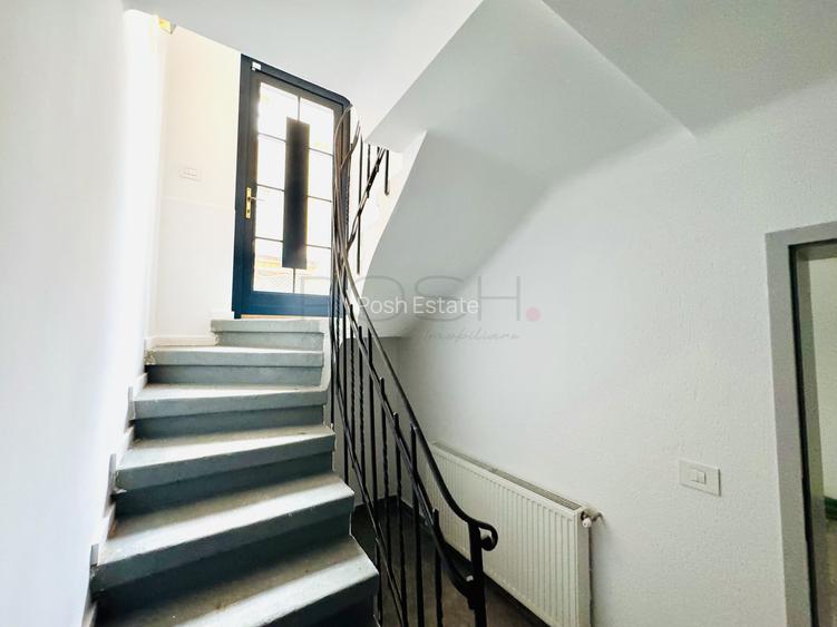 Vila  sediu firma, birouri, Cotroceni 12 camere - 17