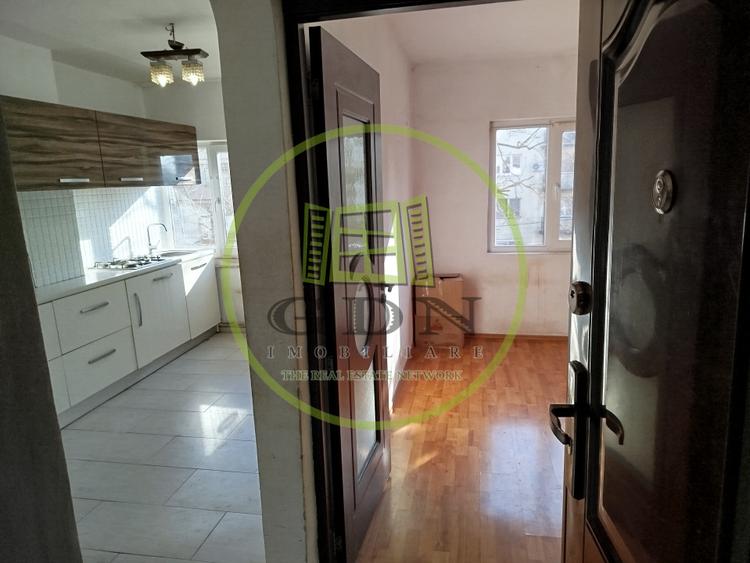 Apartament 3 camere, Velența, zona Războieni