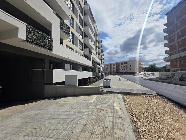 Vand studio bloc nou 2026 Vivamus Residence