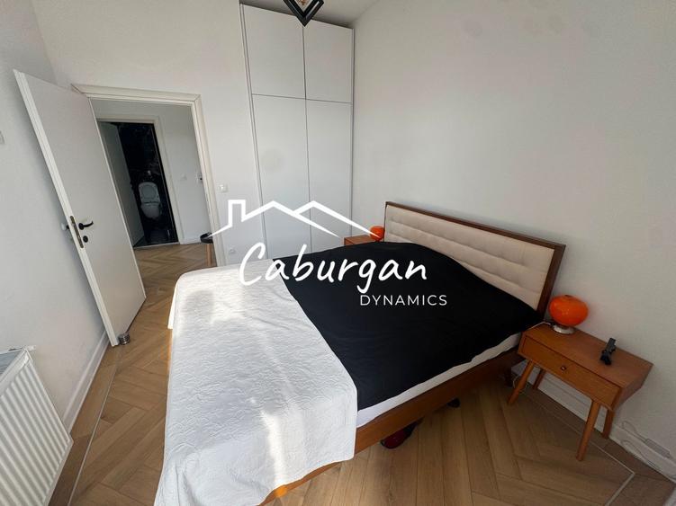 Penthouse cu 2 camere - 41 mp + 45 mp terasa + boxa, loc parcare