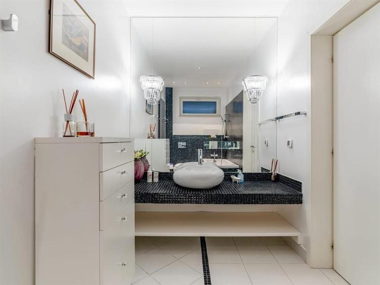 Luxury 3 Beds| Nordului Street| Private Garden 200 sqm|