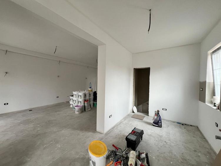 CASA cu S.A.D. in Dumbravita la 270.000 euro