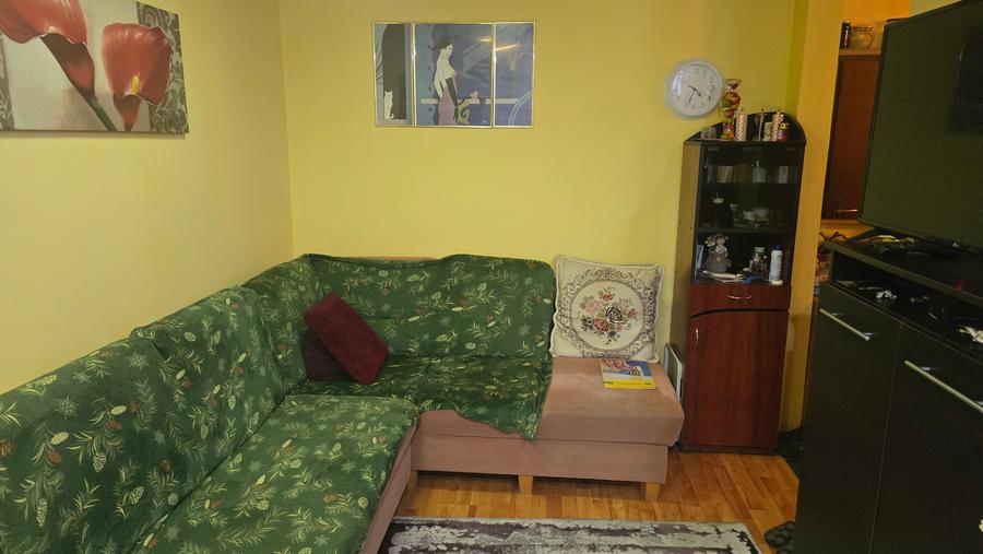 Vand apartament cu 3 camere in Deva, Dacia, suprafata utila 38,63 mp, mobilat