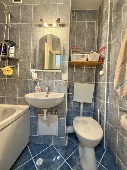 Apartament 2 camere, etaj 2, zona Dacia
