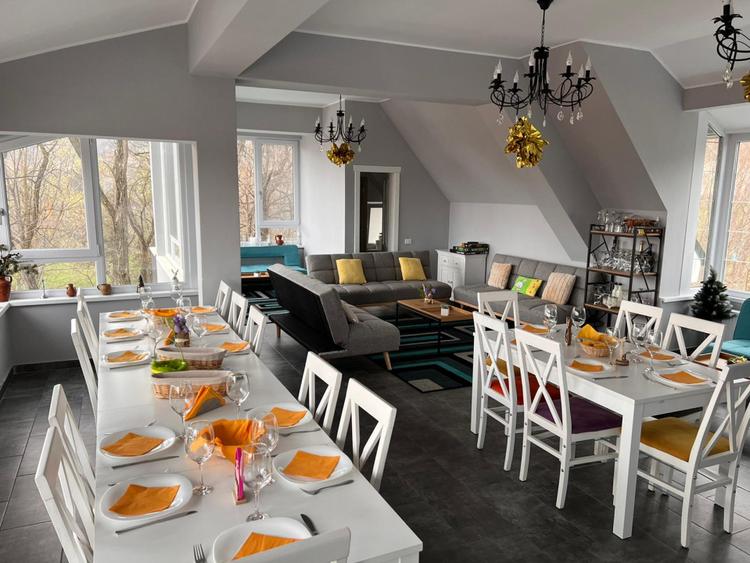 Mega Oferta cu discount 3000euro - Pensiune/vila Bran moderna 2018
