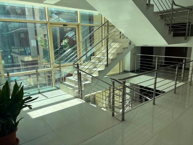 Proprietar vând apartament 3 camere bloc Teodor/ ISHO