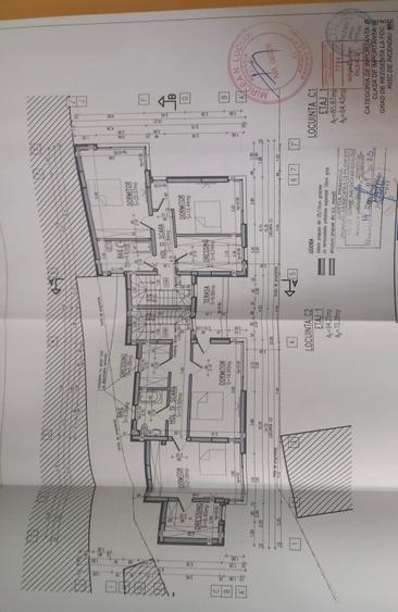 3 imobile distincte poziționate într-o curte cu teren de 715 mp-990 000 euro