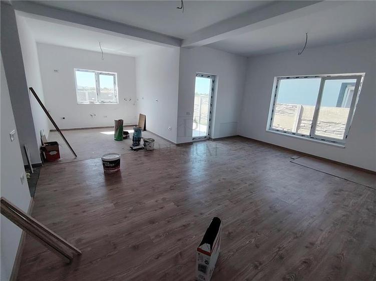 Duplex pe plan - teren generos - zona linistita
