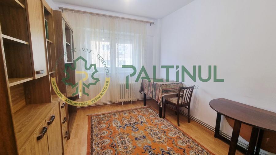 Apartament de inchiriat 4 camere, 90 mp, decomandat, etaj 3, Sibiu