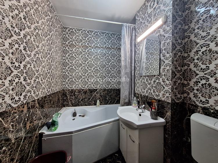 Apartament decomandat, 44 mp, parcare, strada Cetatii - 7