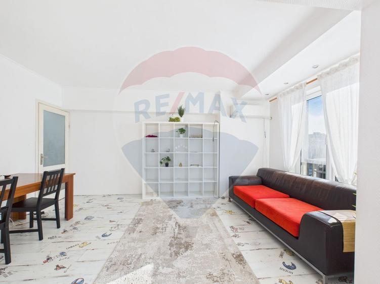 Apartament cu 2 camere de vanzare in Calea Victoriei nr 1