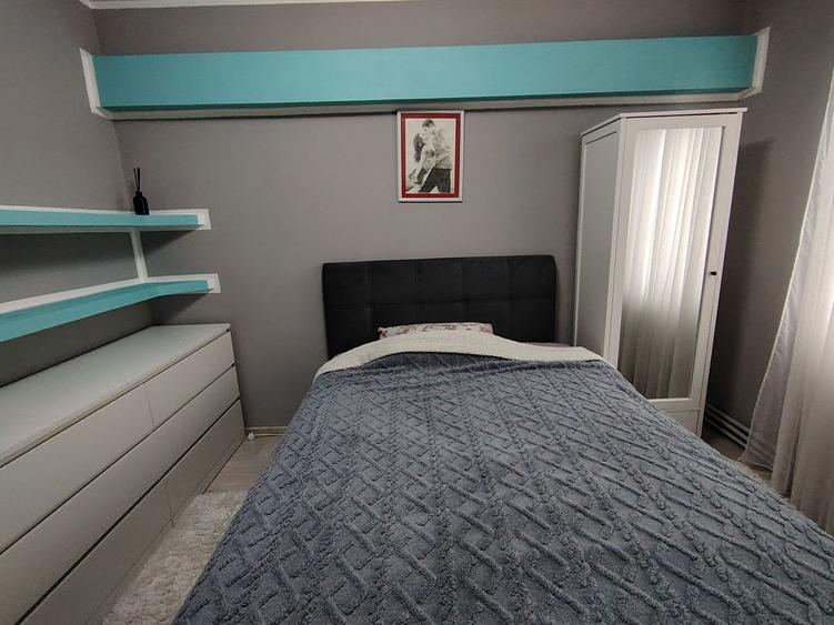 Inchiriez apartment 3 camere.