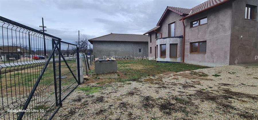 VILA PREMIUM | 240mp utili | 923mp teren | Constructie Impunatoare | Agrisul Mar - 21