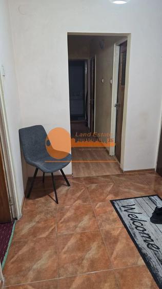 Apartament cu 3 camere la 5 minu de Metrou Apărătorii Patriei