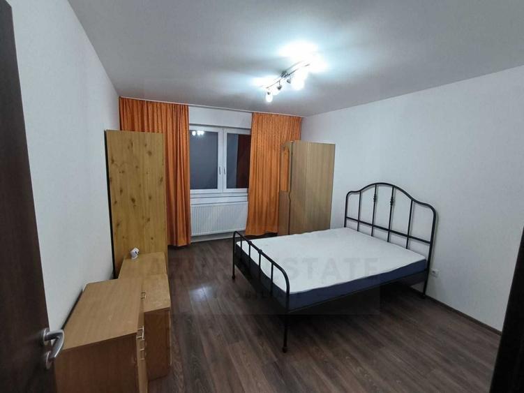 Apartament 2 camere 56 mp utili balcon 6 mp etaj 2 zona Arhitectilor