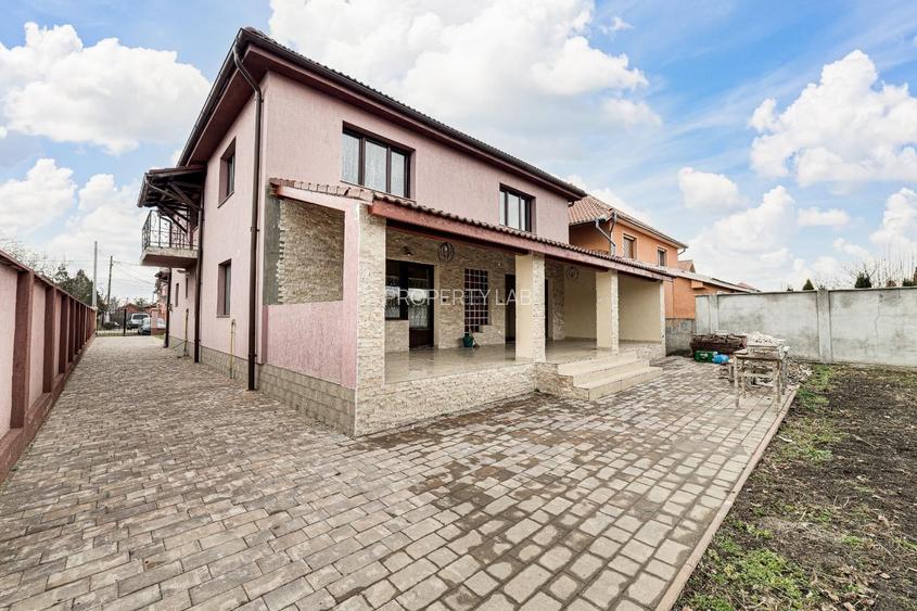 Vilă cu 6 camere de vânzare în zona Central - 19