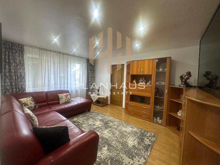 Apartament 4 camere,Vasile Alecsandri, zona Shopping Park, parter înalt