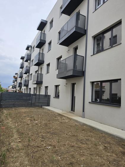 2 camere cu gradina mare in Comuna 1 Decembrie, Ilfov