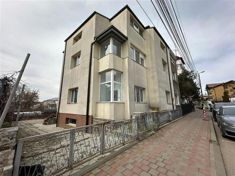 Cladire centrala Iasi, birouri/ medical, 325mp