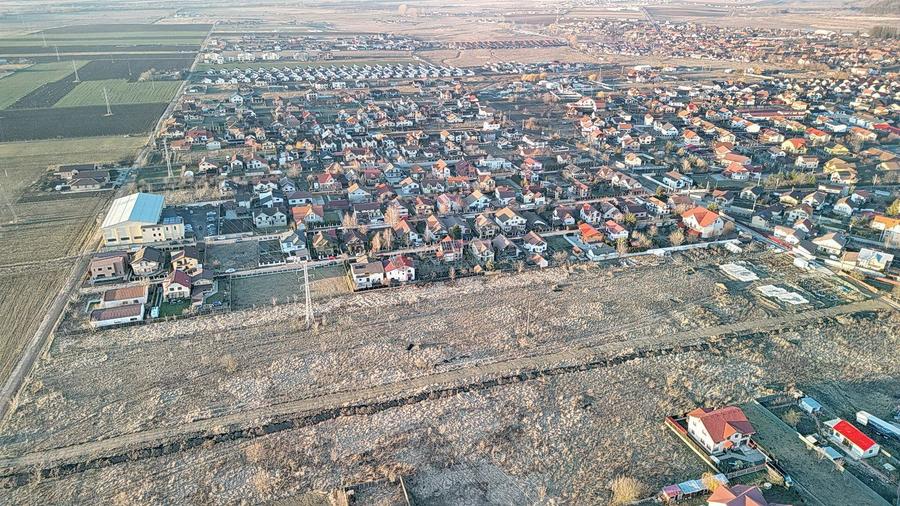 Teren intravilan cu Autorizatie de Construire