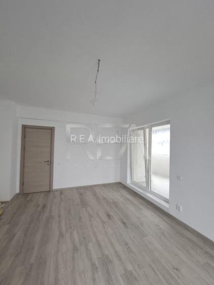 3 camere Titan decomandat, centrală, parcare, an 2022, 100 mp - 2