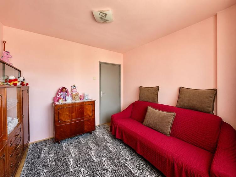 Apartament 4 camere, etaj intermediar, 82 mp, Piata Flora Manastur