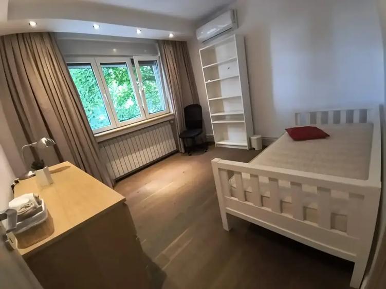 Apartament 3 camere de închiriat | Domenii | Loc de parcare inclus