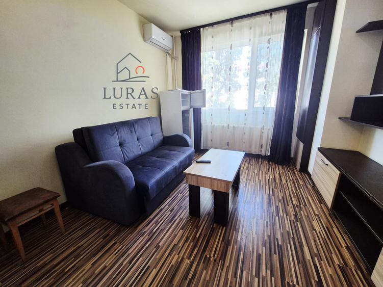 Garsonieră de vânzare – Zona Far