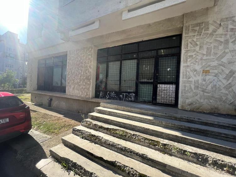 Spatiu Comercial De Inchiriat