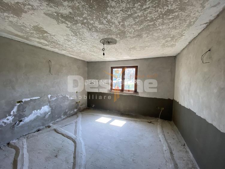 Casa de vanzare 260mp Borlesti 85.000€ - 20