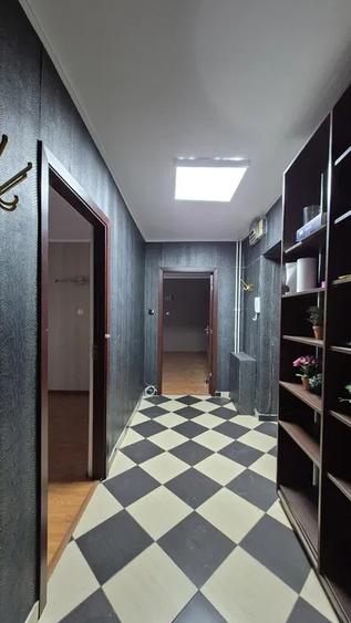3 Camere | Decomandat | Et 1 | Decebal | Pretabil Birou Cabinet |
