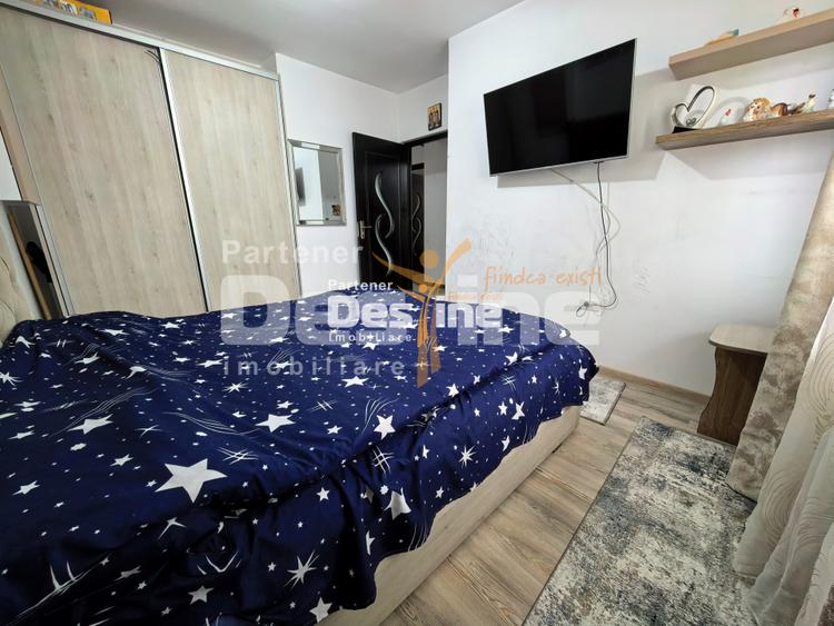 Apartament 2 camere decomandat 49 mp + balcon