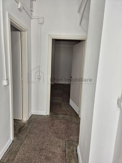 Spatiu comercial