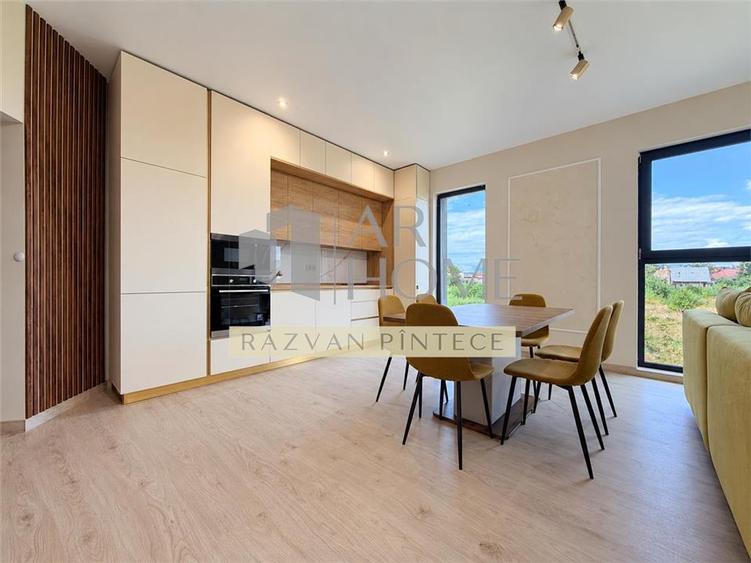 Apartament 2 camere de lux, panouri 3kw, parcare, centru Ploiesti