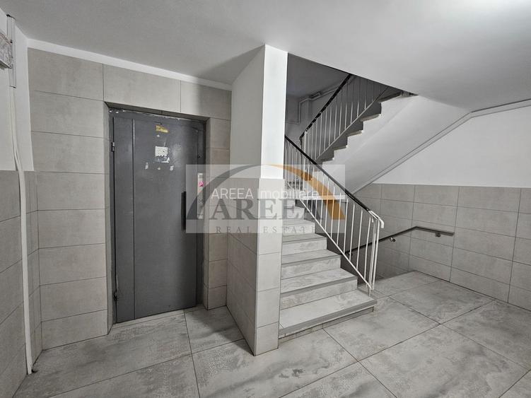 De vanzare - elegant, renovat complet - 3 camere la Calea Vacaresti - 13
