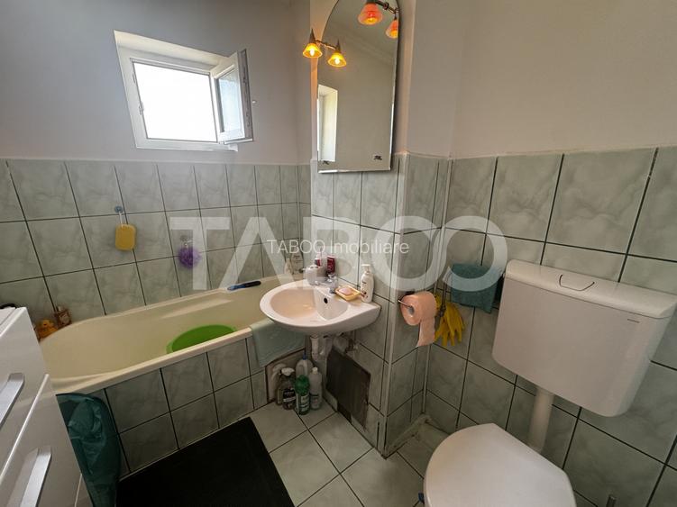 COMISION 0 - Apartament decomandat cu 4 camere 2 bai balcon Cisnadie - 12