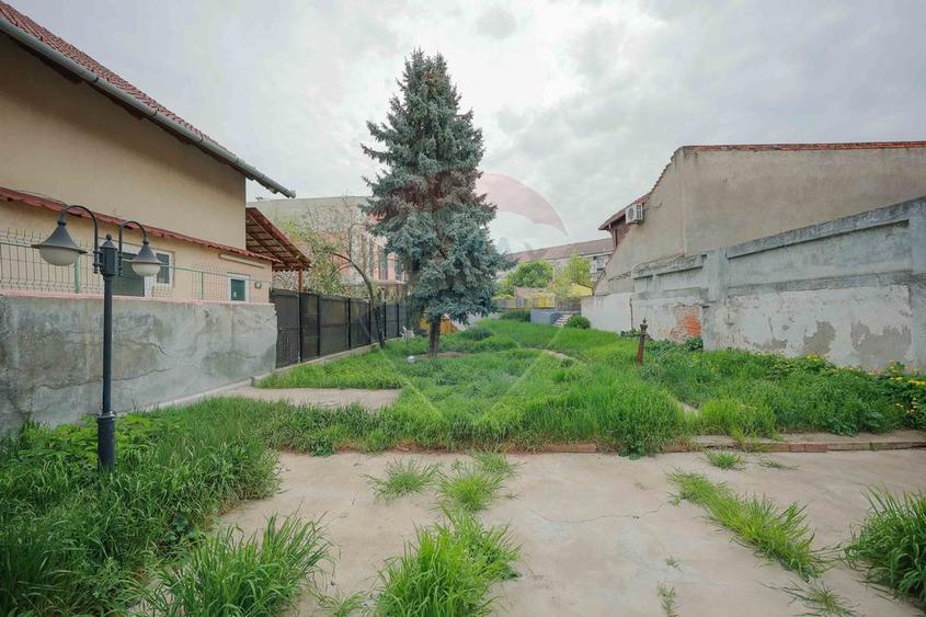 Casă cu teren 360 mp, central, zona Bd. Dacia, Canonicilor, vânzare