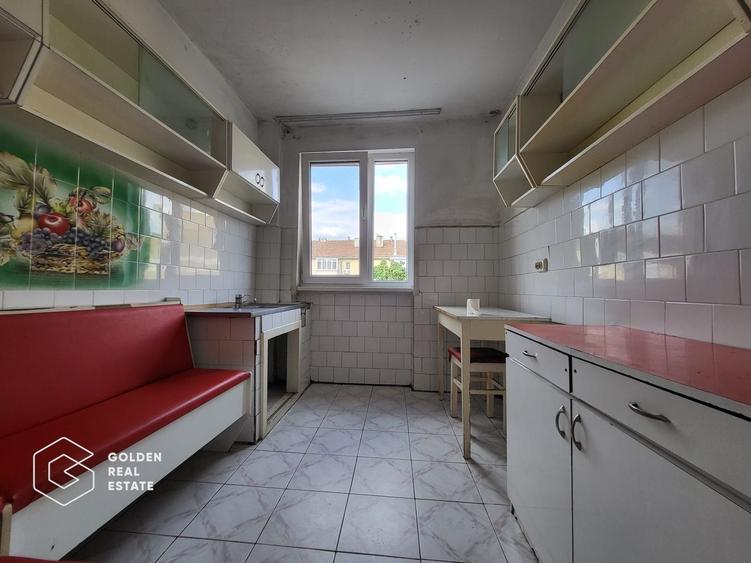 Apartament 2 camere, oras Lipova