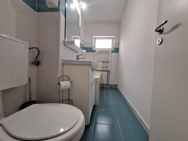 Apartamet 3 camere-67 mp-Etaj 2-Centrala proprie-Mobilat si utilat-Sagului