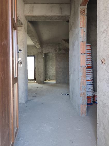 Eleganță arhitecturală și confort absolut 4 camere 3 bai P+1+pod terasa la cheie