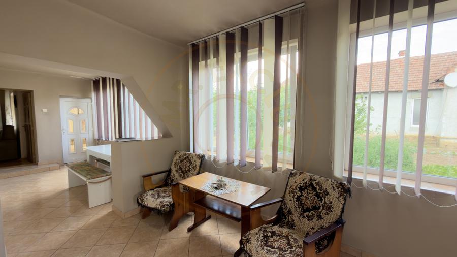 Casă 4 camere, Teren 1005 mp Loc. Căpleni Nr.789 -Jud. Satu Mare