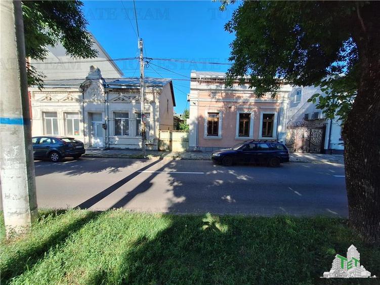 Casa demolabila - vanzare - ultracentral - Braila